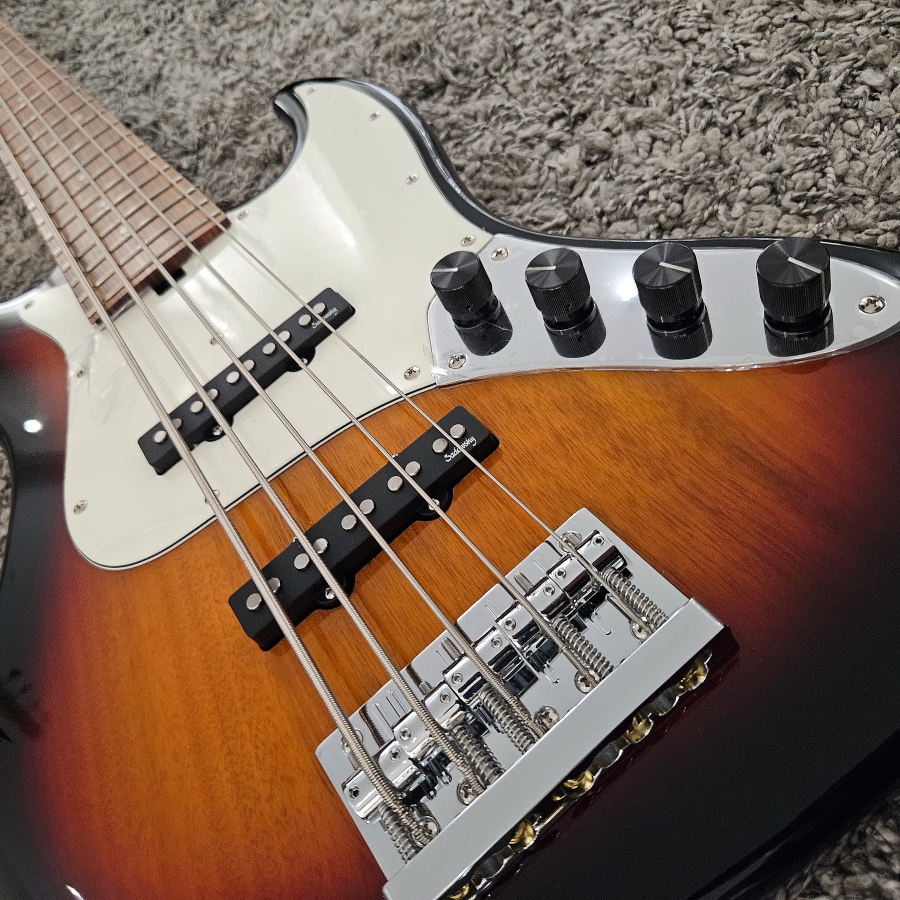 Sadowsky MetroExpress 5 String Bass Guitar MEVJR vsb - Image 3